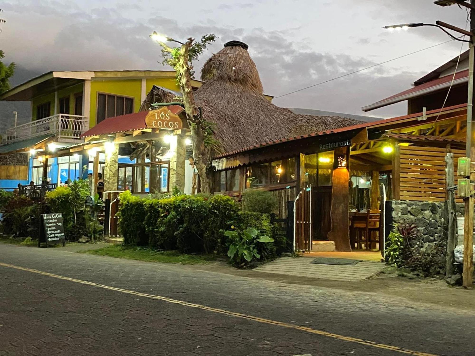 Hotel Restaurante Los Cocos Santa Cruz Exterior foto